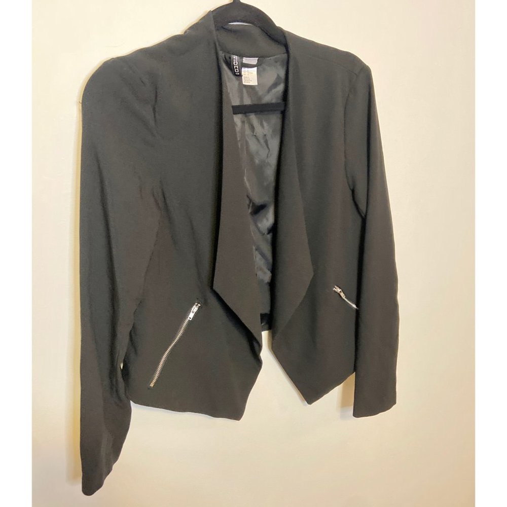 Black Cropped Open Blazer with Zipper Pockets